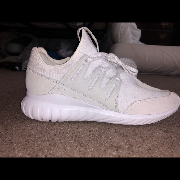 adidas tubular radial pk